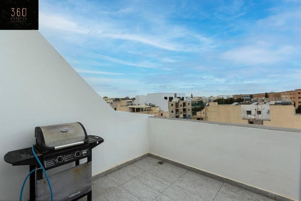 Spacious, Beautiful Central Penthouse With Bbq By 360 Estates Pietà 外观 照片